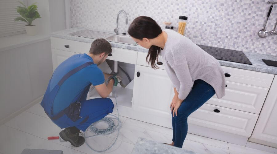 Expert burst pipe repair services in Espanola, NM